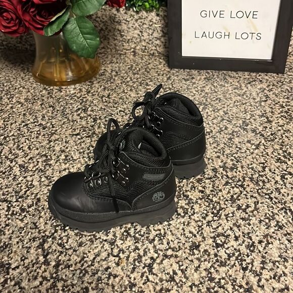 Timberland Kids Black Boots - Picture 4 of 6